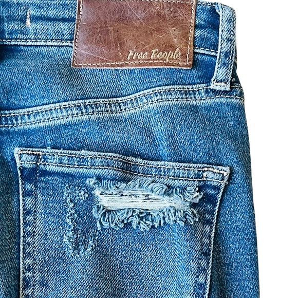 Free People Color Blocked Cropped Flare Women’s Jean - Picture 14 of 14